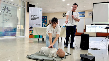 Fortalece la formación en cuidados y protección de las infancias