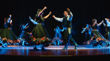 La Municipalidad de Ushuaia llevó adelante la “Noche de Danzas del Mundo”