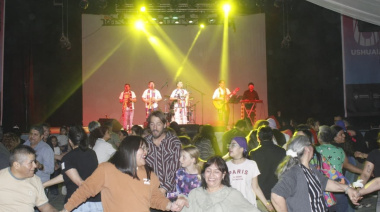 La Municipalidad de Ushuaia acompañó la “Peña Jujeña” en el Centro Cultural Esther Fadul