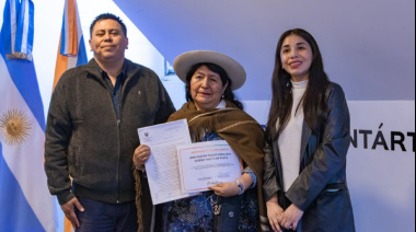 Trayectoria cultural de la agrupación tradicionalista jujeña “tacita de plata” y recibió al músico Jujeño Becho Riveiro