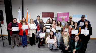 Cerró el ciclo “De la Idea al Negocio” con la entrega de certificados a emprendedores y emprendedoras