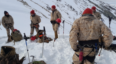 Integrantes del BIM 4 realizaron prácticas con marines estadounidenses en montaña