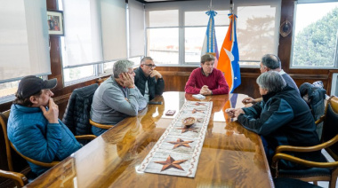 Melella recibió a taxistas de Ushuaia y abordó alternativas de acompañamiento al sector