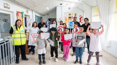 Celebran el Día del Camino y la Educación vial con una jornada de trabajo en la Ruta Nº3 y una charla de concientización en la escuela Rural Nº6