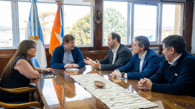 Melella se reunió con autoridades de total Energies por inversiones en la provincia