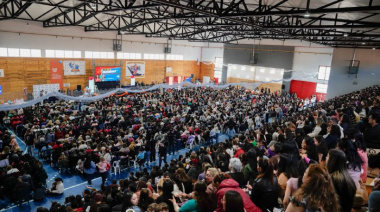 Celebran el bingo por el mes de las maternidades
