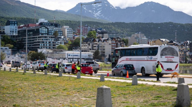 Campaña informativa en la vía pública para conductores de aplicaciones