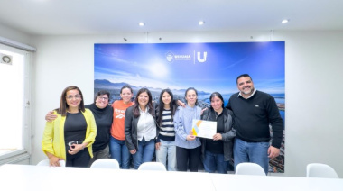Vuoto recibió a organizadoras y jugadoras del Torneo Patagónico internacional de Futsal Femenino