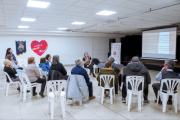 Comenzaron los talleres para cuidadores y familiares de personas mayores