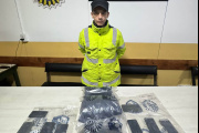 La policía recuperó celulares robados en un comercio