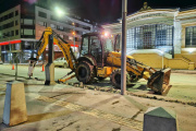 El Municipio de Ushuaia inició la reconstrucción de cordones en avenida Maipú