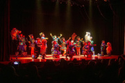 La Municipalidad de Ushuaia llevó adelante la “Noche de Danzas del Mundo” en la Casa de la Cultura Enriqueta Gastelumendi