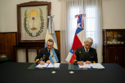 Armadas de Argentina y Chile realizaron reunión en Ushuaia