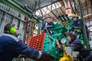 Llegaron nuevos repuestos y avanzan los trabajos sobre el sistema de generación eléctrica