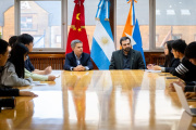 Se compartió su experiencia de gestión pública con académicos de la Universidad de Tsinghua