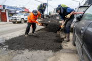 Se continúa con trabajos de bacheo y mantenimiento vial durante el operativo invierno