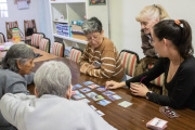 Fortalecen los espacios de encuentro y estimulación para personas mayores