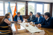 Melella se reunió con autoridades de total Energies por inversiones en la provincia