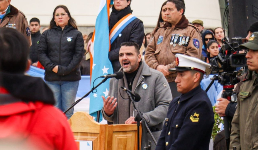 "La Causa Malvinas nos une y está por encima de cualquier diferencia política"