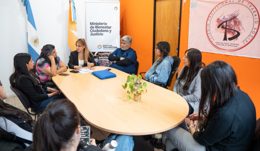 Se firmó un convenio con el Colegio de Trabajadores Sociales en el marco de la diplomatura contra las violencias de género