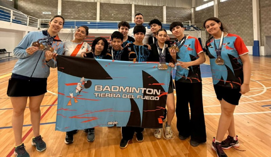 Destacada participación fueguina en el Torneo Regional de Bádminton